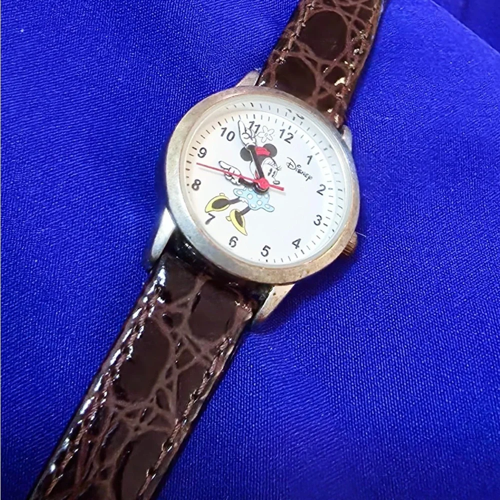 Disney Minnie Mouse Vintage Petite Women's or Kids Watch